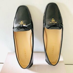 Prada black patent leather driving shoes loafers 38